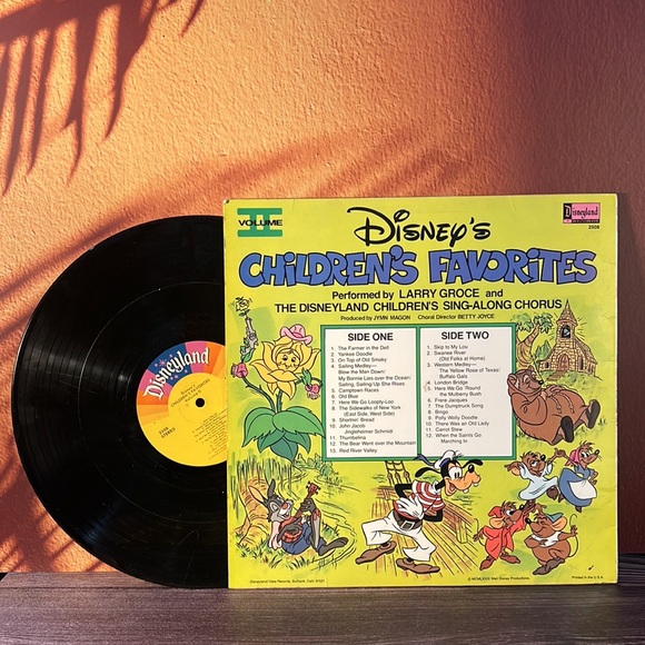 1986 Vintage Disney’s Children’s Favorites, volume 1, 2 and 3 on vinyl record - Picture 5 of 11